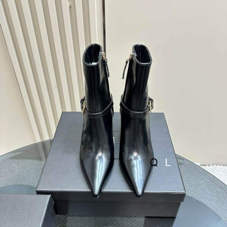 Picture of YSL Shoes _SKUYSLsz35-40LL120220521